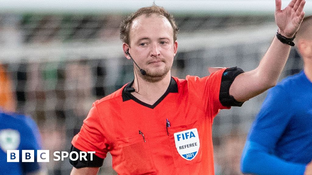 Keith Kennedy: Irish League referee passes away aged 33