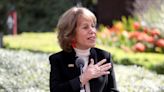 USC's faculty senate censures President Carol Folt and provost over commencement