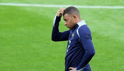 Mbappé ve "catastrófico" que la extrema derecha tome fuerza en su país