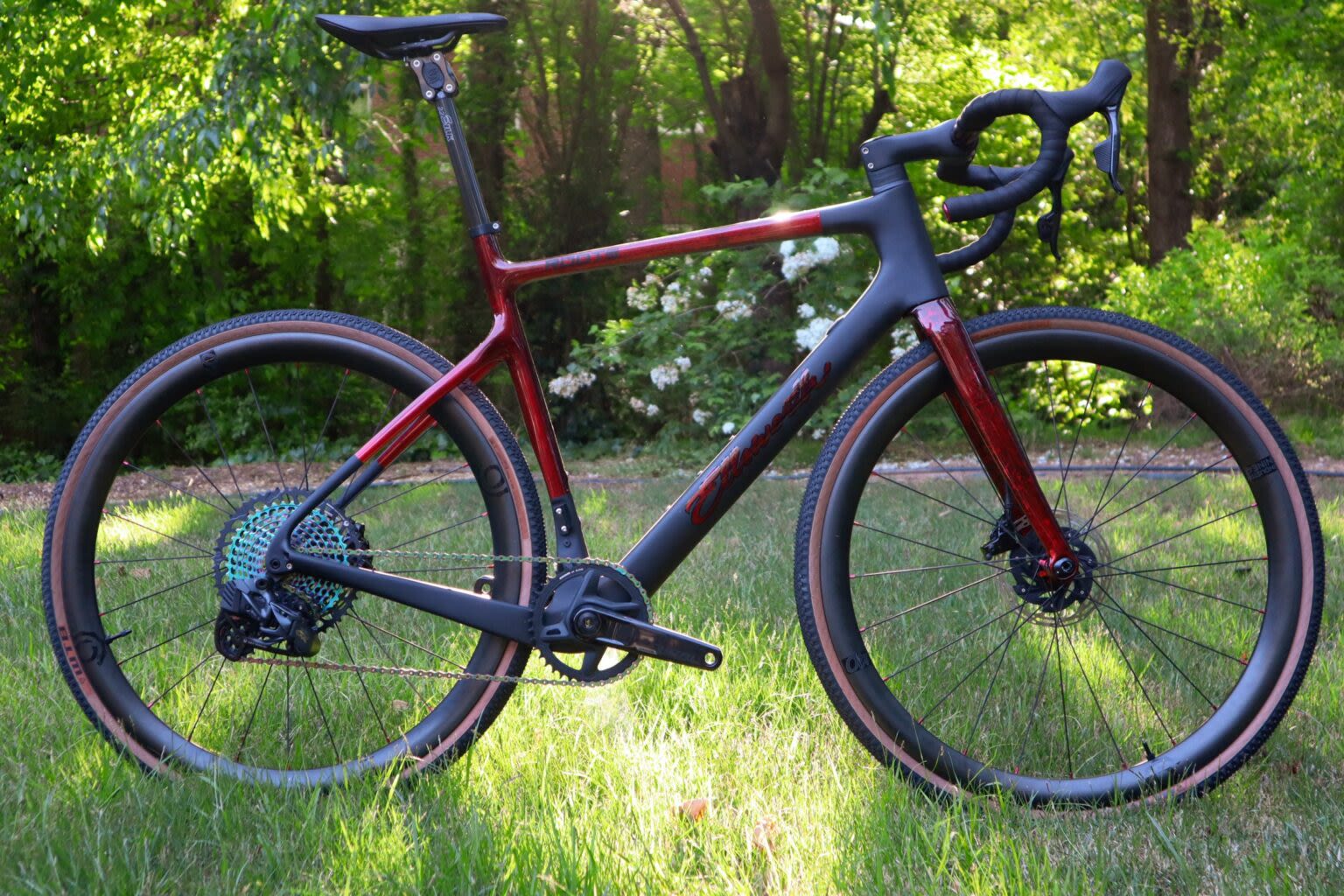 Ellsworth Roots is Back as Fast Gravel Bike, Along with New Business Model