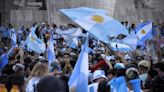 Historia de la bandera argentina, explicada para niños