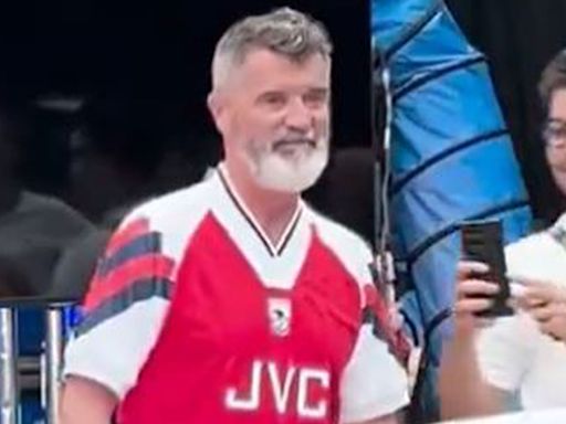 Roy Keane wears Arsenal shirt as Wright says 'Man Utd fans will do their nut'