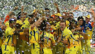 On This Day In 2011: CSK Thump RCB to Seal Back-To-Back IPL Crowns - News18