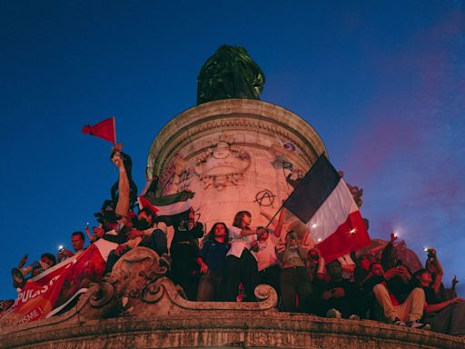 Francia entra a territorio inexplorado tras sorpresiva victoria de izquierda en segunda vuelta