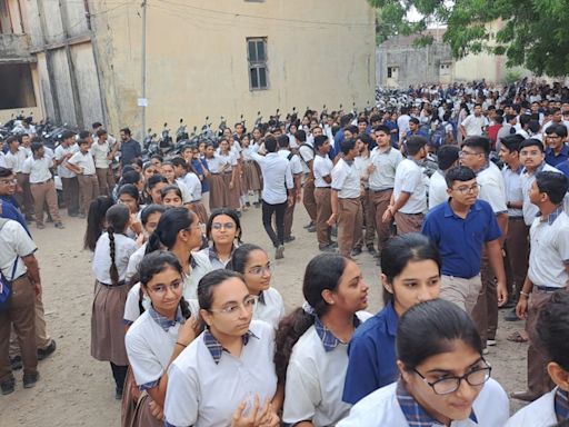 400 students evacuated from Jamnagar school as fire breaks out due to short-circuit