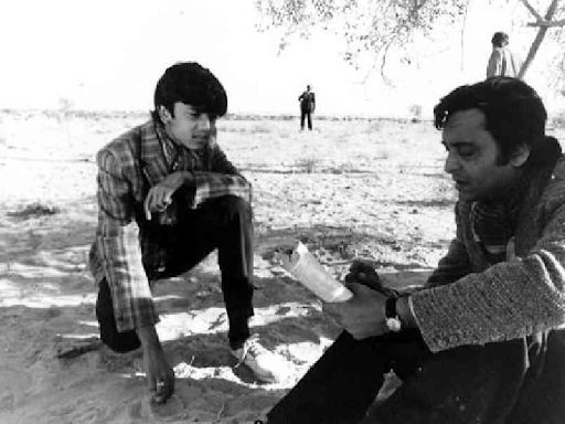 Keeping Feluda in focus, Siddhartha Chatterjee launched his memoir of working with Satyajit Ray