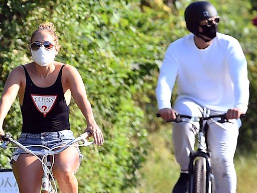 Jennifer Lopez, Ben Affleck’s 4th of July holiday spent apart as split rumors swirl
