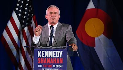 Independent presidential contender Robert F. Kennedy Jr. holds Aurora rally as he attempts to get on Colorado’s ballot