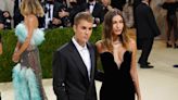 Hailey and Justin Bieber announce pregnancy, show baby bump