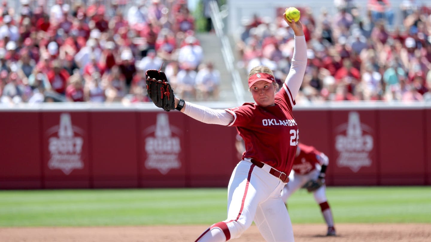 OU Softball: How 'Uncomfortable' Moments Have Propelled Oklahoma P Kelly Maxwell