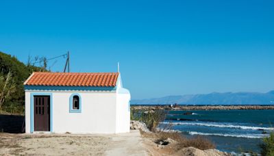 US tourist found dead on Greek island during heatwave