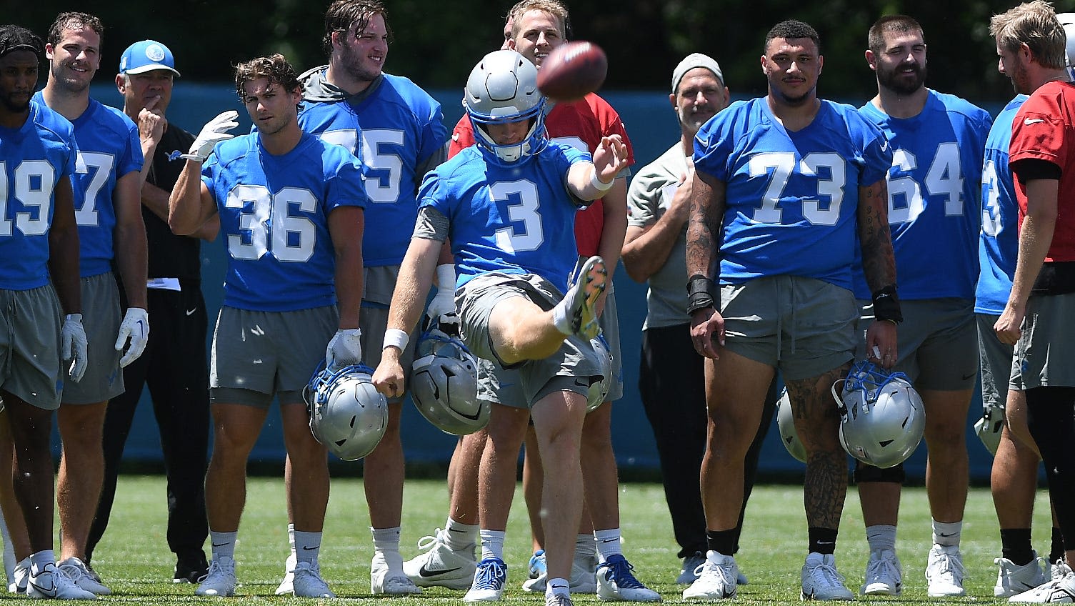 Lions minicamp observations: Team mixes in fun while closing week with late-game scenarios