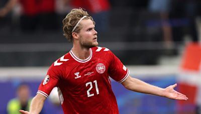 Tottenham among clubs tracking Danish midfielder Morten Hjulmand