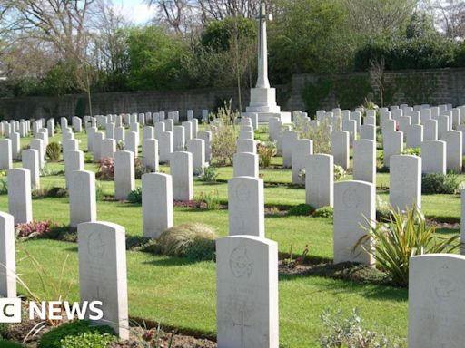 Armed Forces Day: Stories of RAF heroes buried in Harrogate