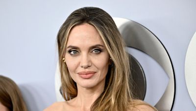 Angelina Jolie sexually harassed me, reporter claims