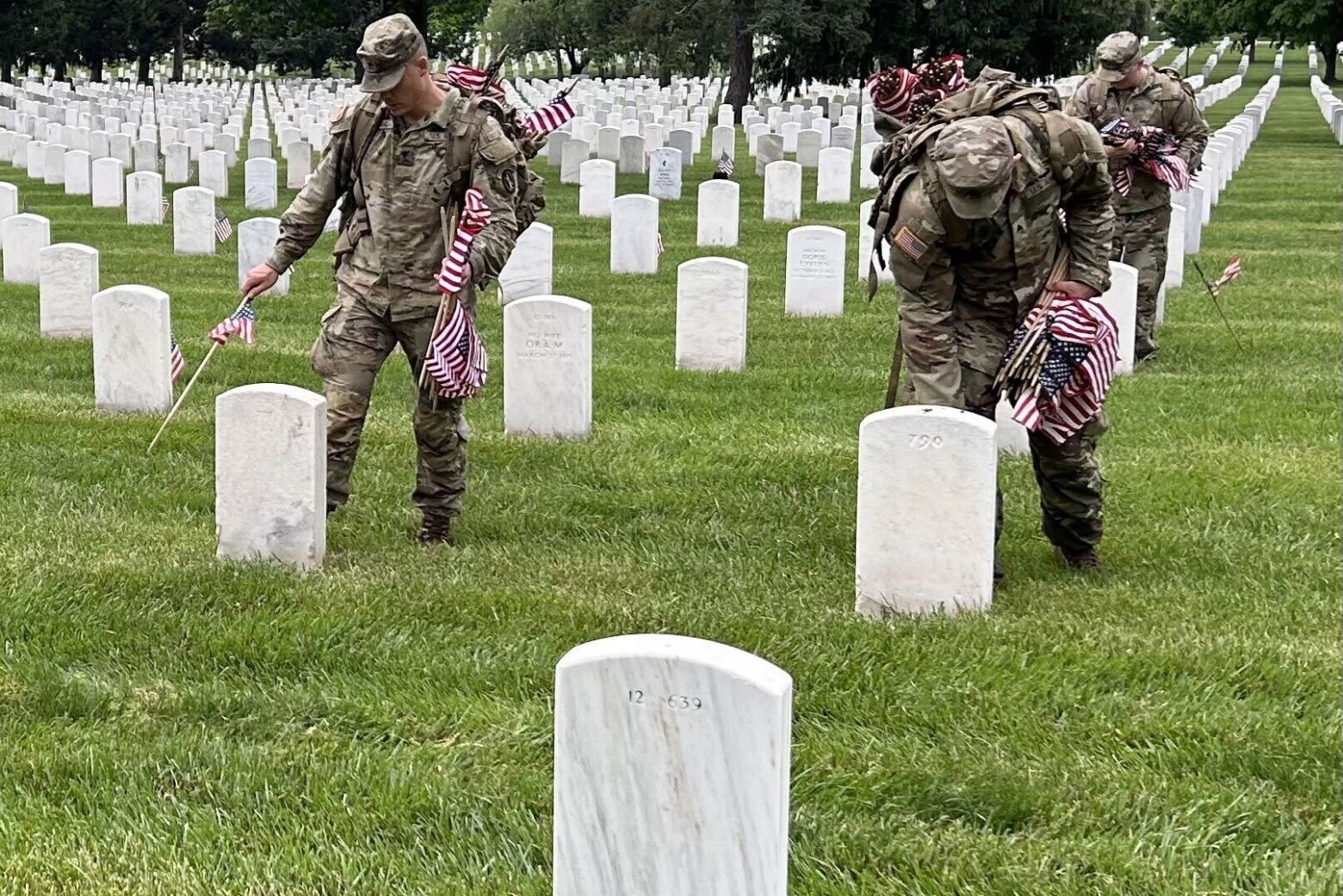 Flags In: Old Guard readies Arlington National Cemetery for Memorial Day - WTOP News