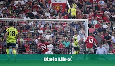 Arsenal vence a Man United. El título de la Premier se definirá en el último día