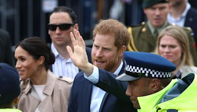 UK urged to give Prince Harry back police bodyguards