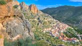 El pueblo de Albacete, conocido como la ‘Suiza manchega’ que alberga una de las cuevas con mayor arte rupestre de España