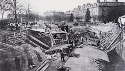 Les deux révolutions du métro parisien, de 1900 à aujourd'hui