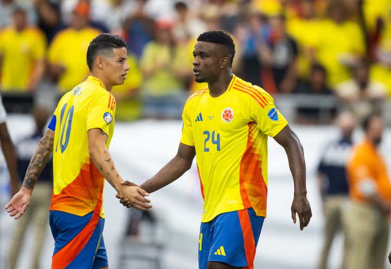 Soccer-Colombia, Uruguay clash in Copa semi-final with records in sight