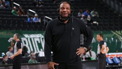 《2024-25 X-Factor》密爾瓦基公鹿 — Doc Rivers:介於人和以及Mike Budenholzer之間的尷尬存在 - NBA - 籃球 | 運動視界 Sports Vision