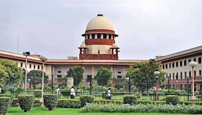 Supreme Court issues notice to Centre, and Governors of West Bengal and Kerala over delay in state bills - CNBC TV18