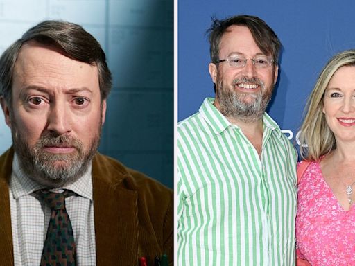 Ludwig star David Mitchell's private life away from cameras: from famous wife to two daughters