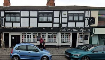 Flat proposed in area vacant above Grimsby pub 'vacant for over 40 years' - latest North East Lincolnshire planning applications