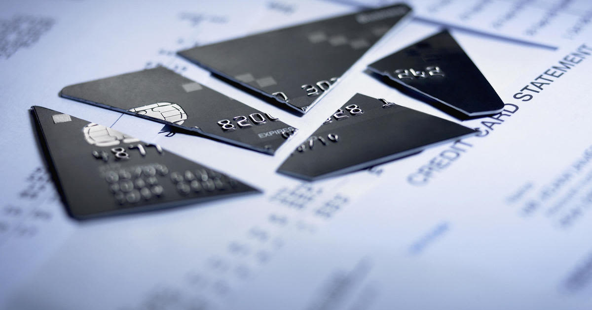 5 expert-driven tips for paying off $30,000 in credit card debt