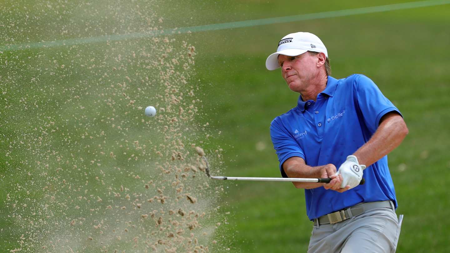 Steve Stricker Recreated Iconic Michael Jordan Photo After Three-Peating at Tournament