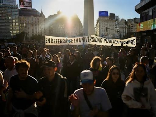 Argentinien: Präsident Milei wittert linke Indoktrination an den Unis