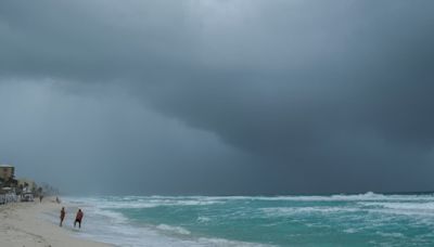 Turistas corrieron con mala suerte en Cancún: el clima estuvo pésimo