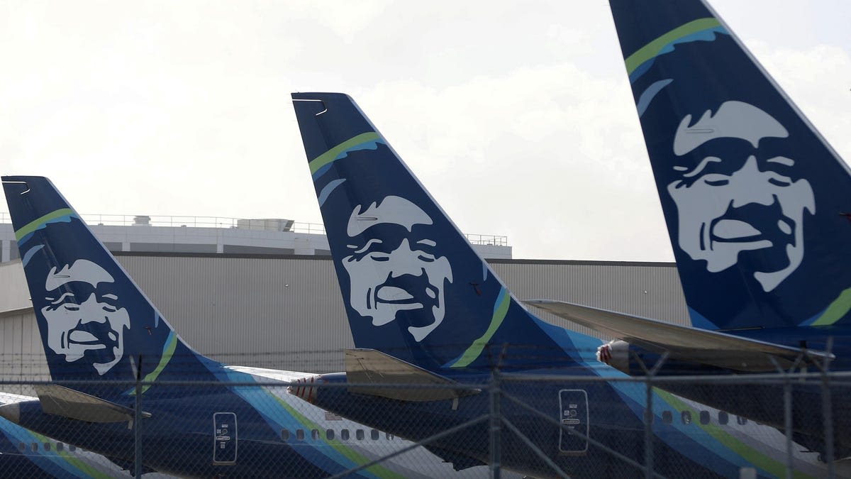 Alaska Airlines flight attendants will now get paid for helping you get on the plane