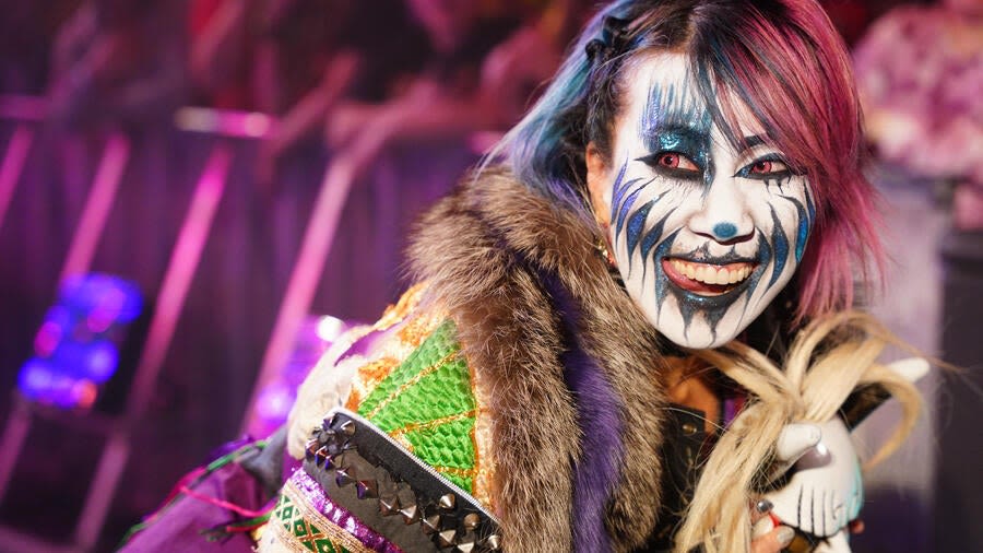 WWE's Asuka Gives Update on Knee Following Successful Surgery