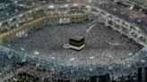 First Syrian jet in over a decade transports Muslim worshippers to Saudi Arabia for Hajj pilgrimage