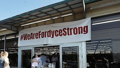 Mad Butcher shopper about store reopening after mass shooting: ‘It shows you how strong Fordyce is’ | Arkansas Democrat Gazette