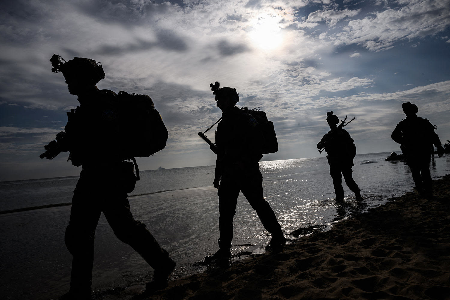 Veterans gather for last big D-Day anniversary under cloud of new war in Europe