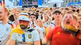 El aficionado que se hizo viral por celebrar el pase de España en la fan zone de Alemania... ¡es alemán y fan del Málaga!