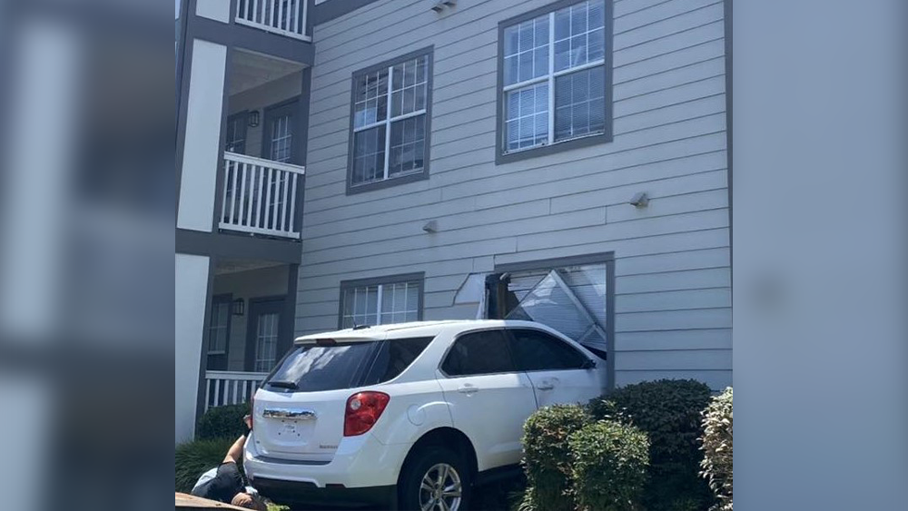 Driver arrested after SUV crashes into Georgia apartment, seriously injuring 8-year-old child