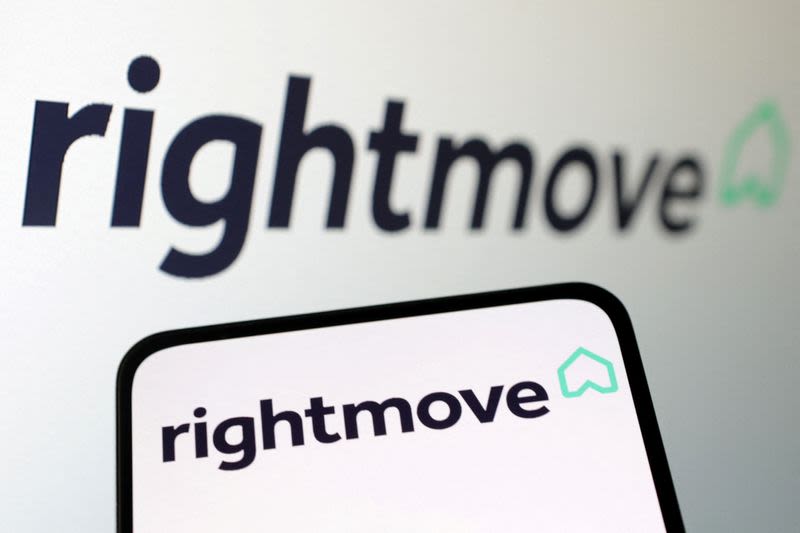 Rightmove sees higher mortgage rates weighing on UK housing market