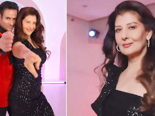 Salman Khan's ex-girlfriend Sangeeta Bijlani brings in her birthday in a shimmery black gown; netizens says can't believe she is 64 | Hindi Movie News - Times of India