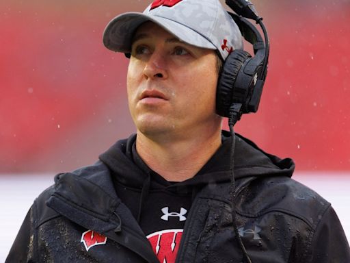 Sean Payton says Jim Leonhard has a bright future as a coach in the NFL