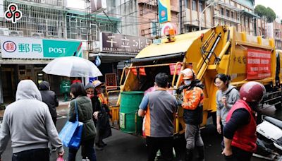 估明午後雨勢逐漸趨緩 台北市明晚加班收運垃圾