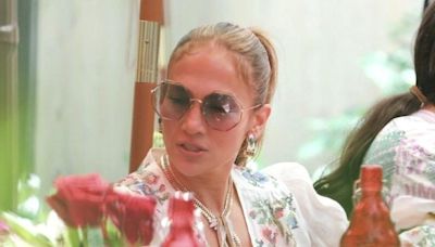Jennifer Lopez celebra su 55 cumpleaños con fiesta al estilo Bridgerton