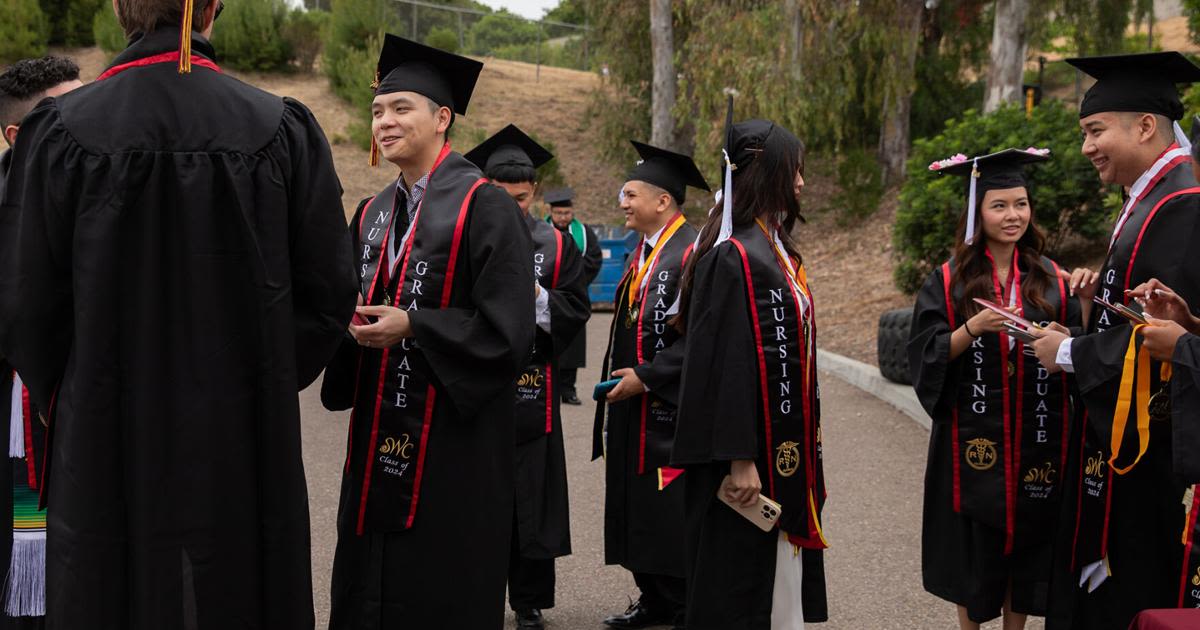 Should California community colleges offer bachelor’s degrees in nursing? Universities say no