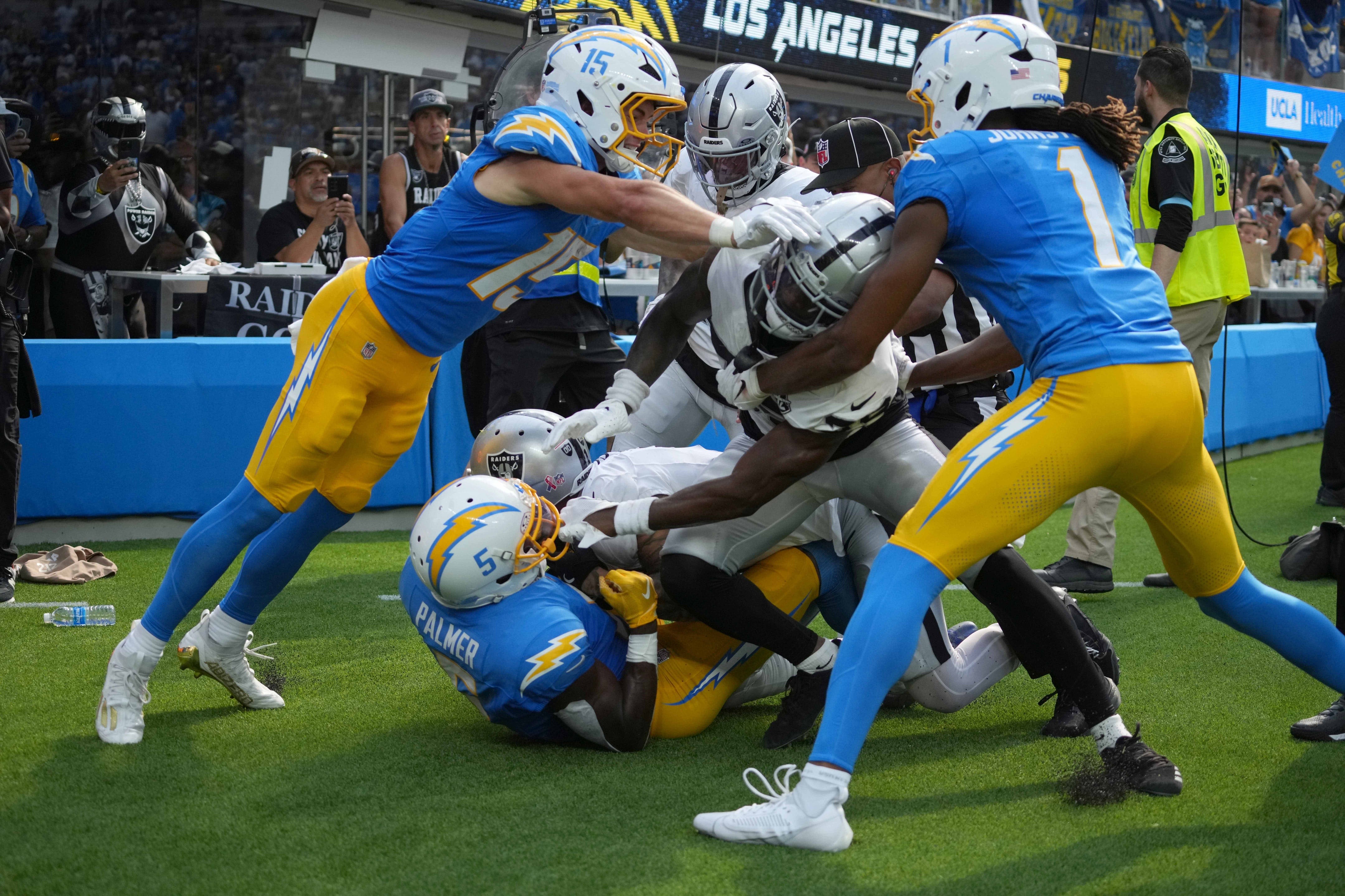 Chargers vs. Raiders reaction: Jim Harbaugh's debut includes player fight