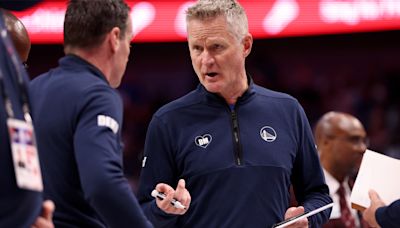 Kerr reveals roles for new Warriors assistants Stotts, Stackhouse