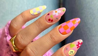 35 Almond Nail Ideas for Summer That Will Score You Endless Compliments