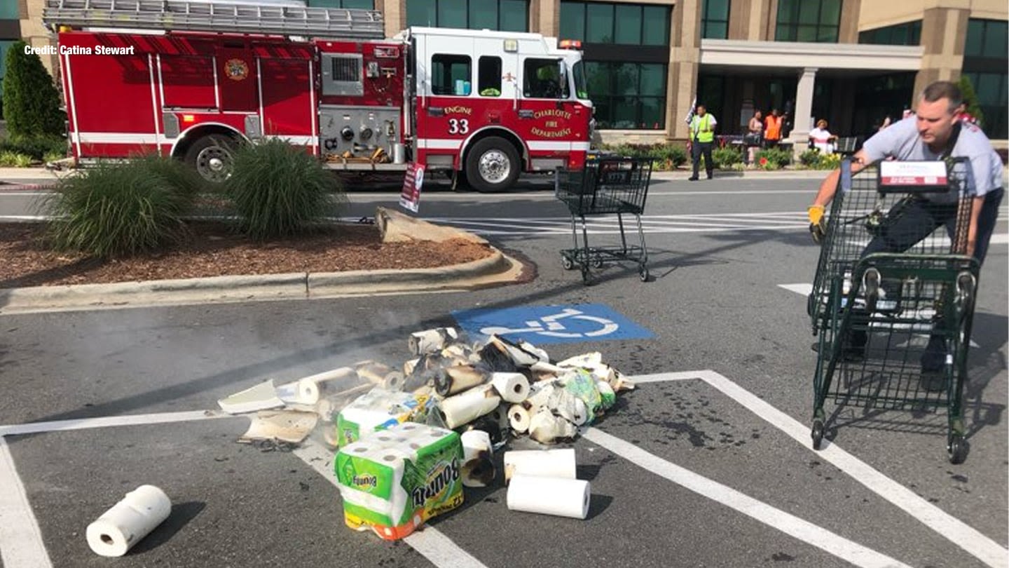 Paper towels catch fire at Charlotte Harris Teeter, prompting evacuation